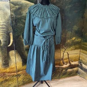 Draper James RSVP two price skirt set l/xl checkered gingham